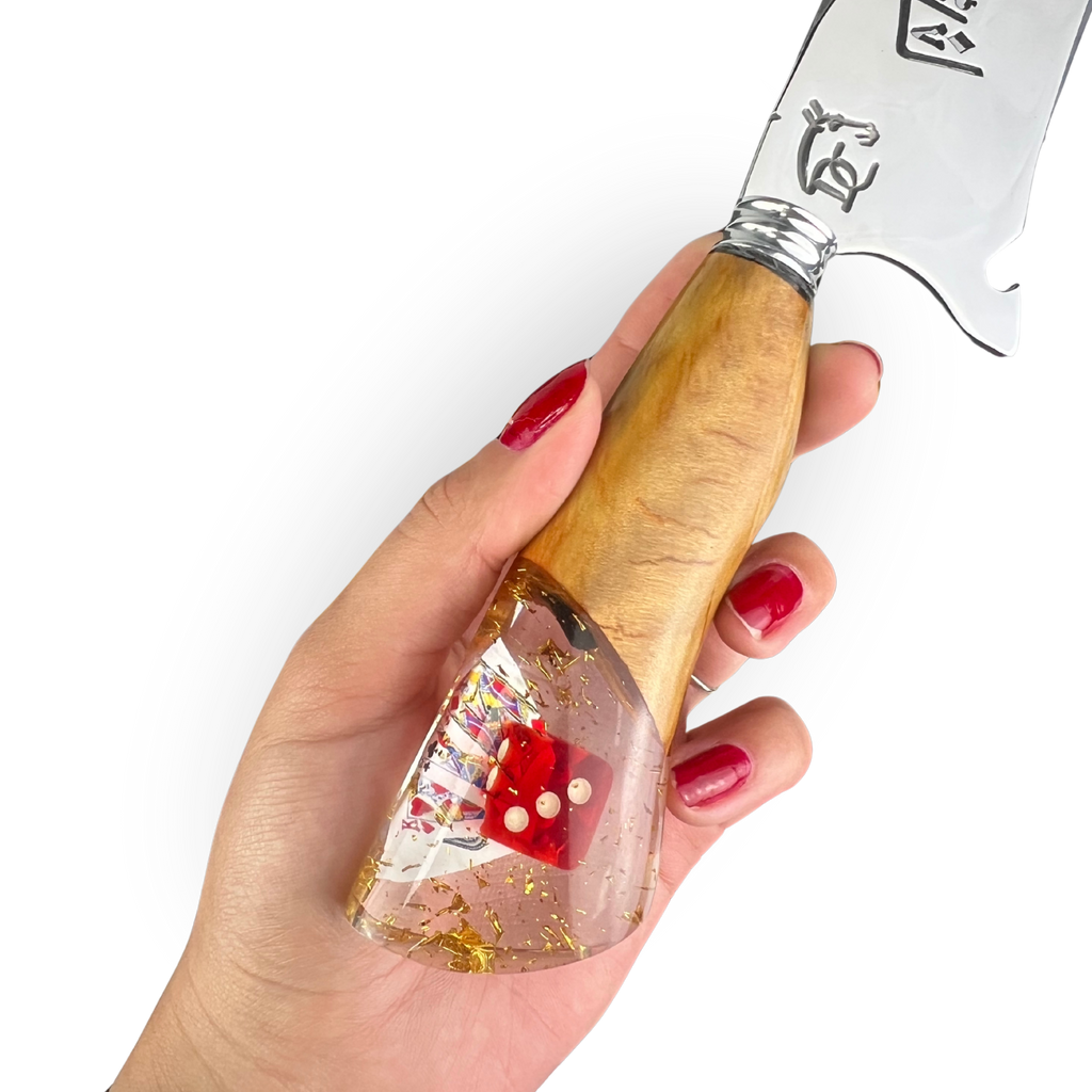 Kit Baralho Premium - Tábua Ás de Copas + Faca 8 Polegadas - Caixa Presente Exclusiva