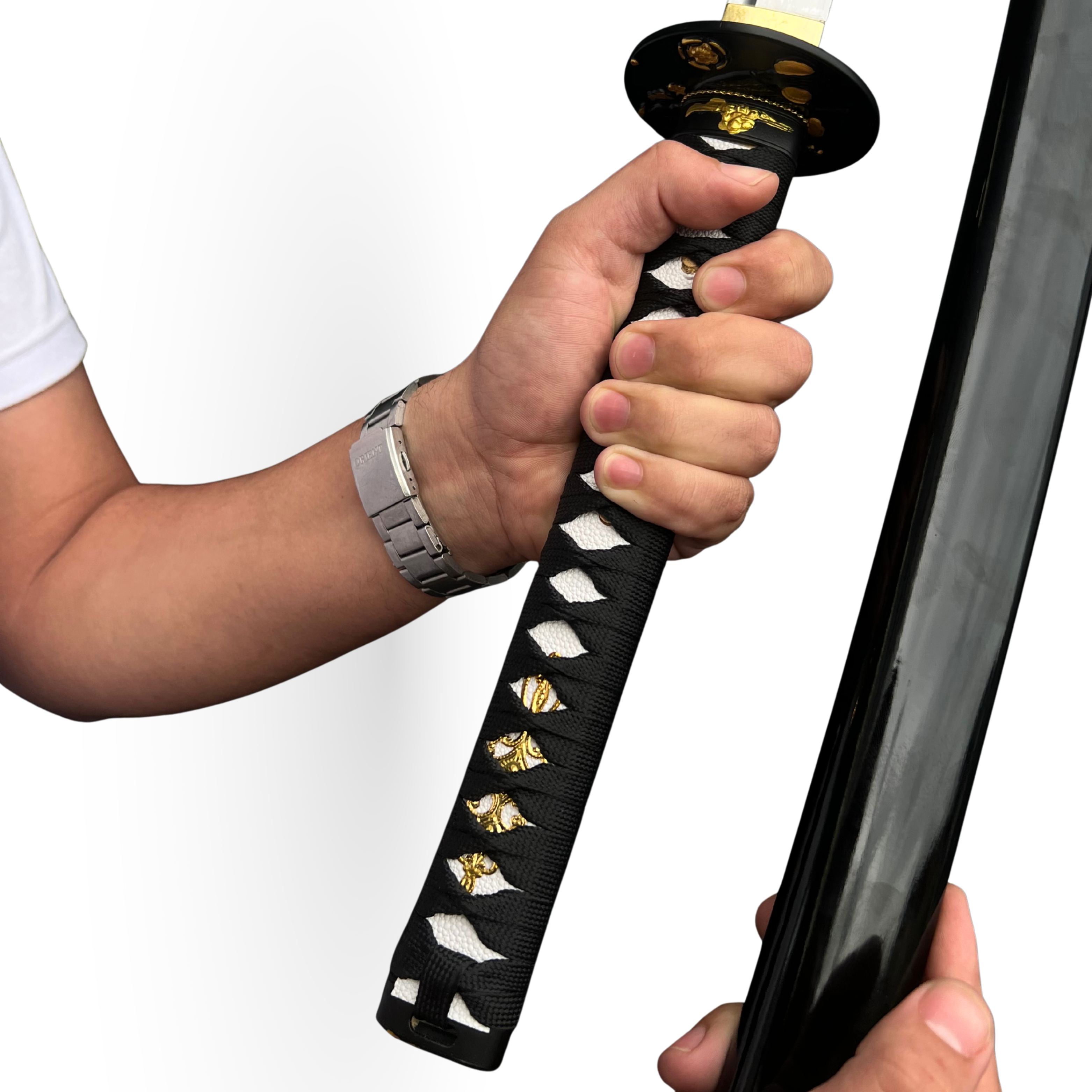 Katana 29" - Cabo Tradicional Tsuka-Ito Preto com Detalhes Dourados